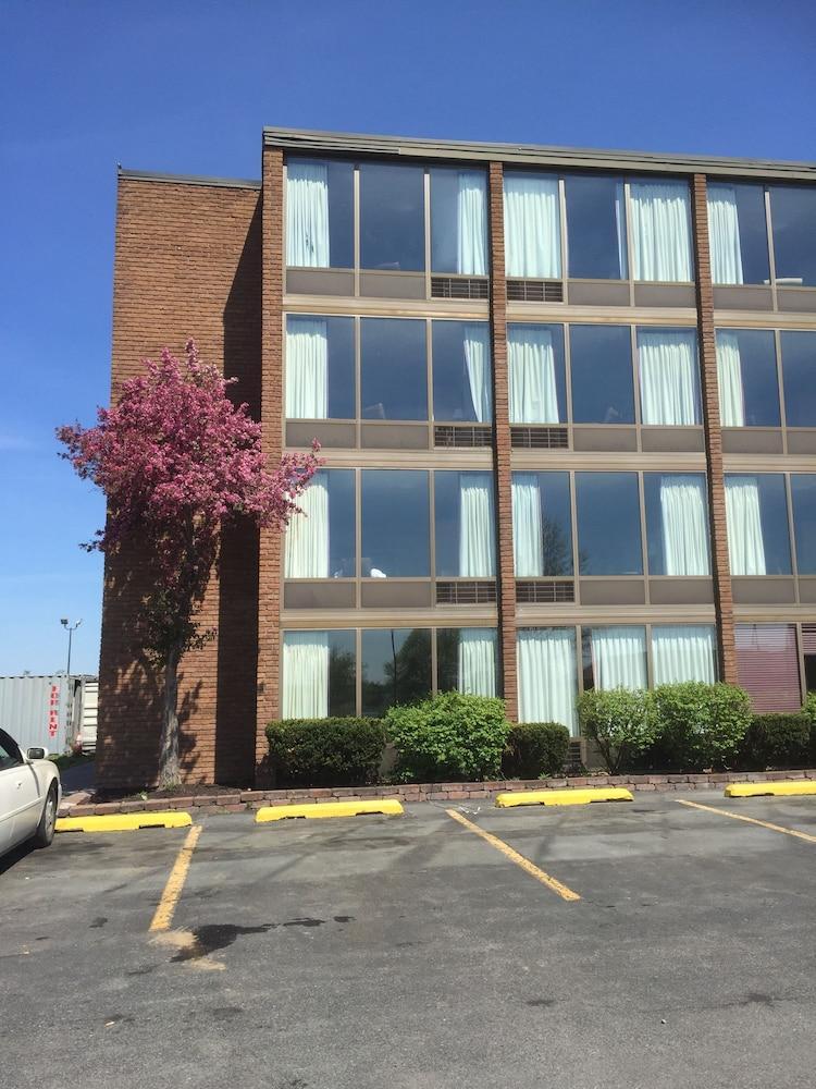 Days Inn Syracuse East Syracuse Exteriér fotografie