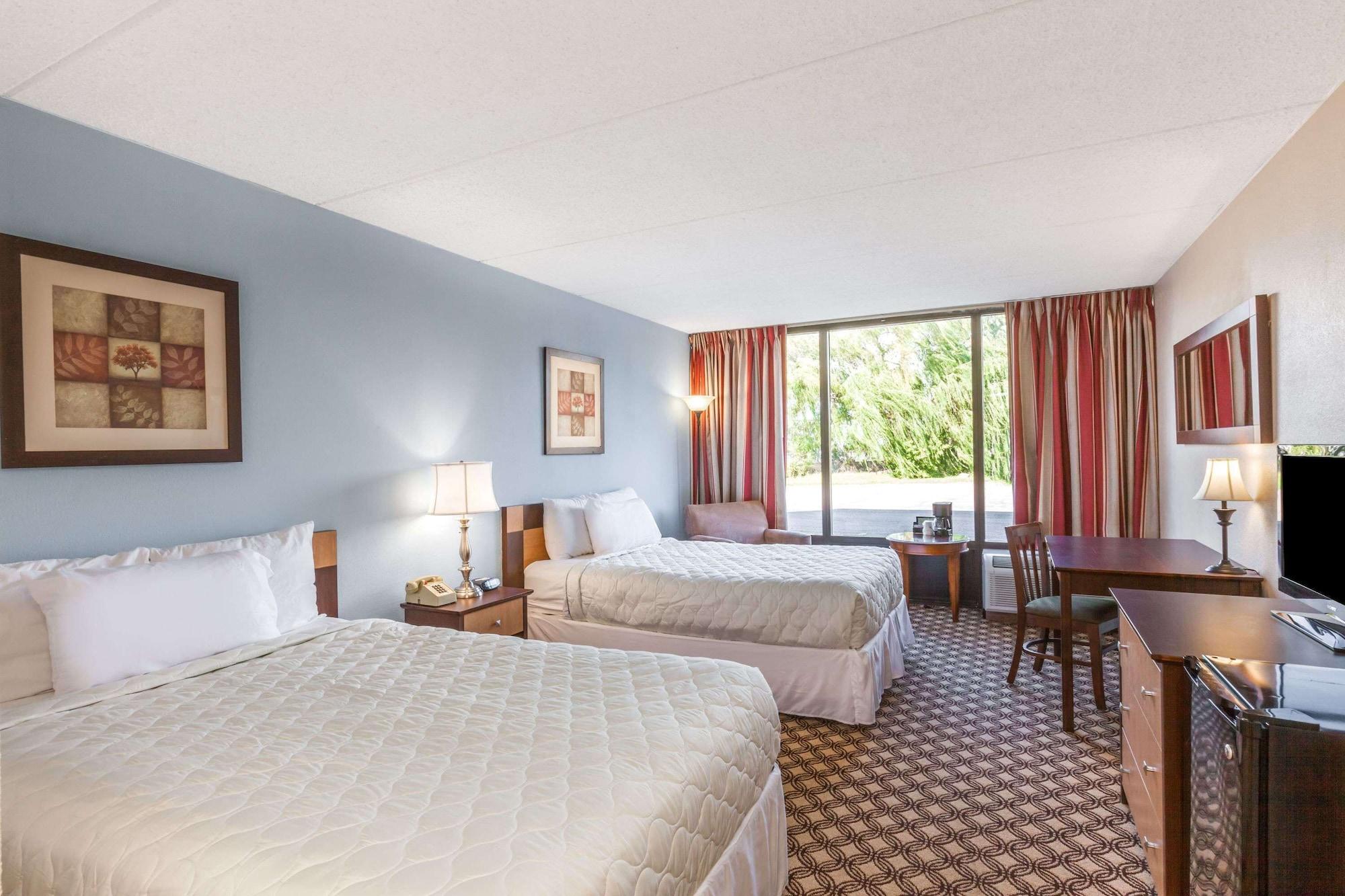 Days Inn Syracuse East Syracuse Exteriér fotografie