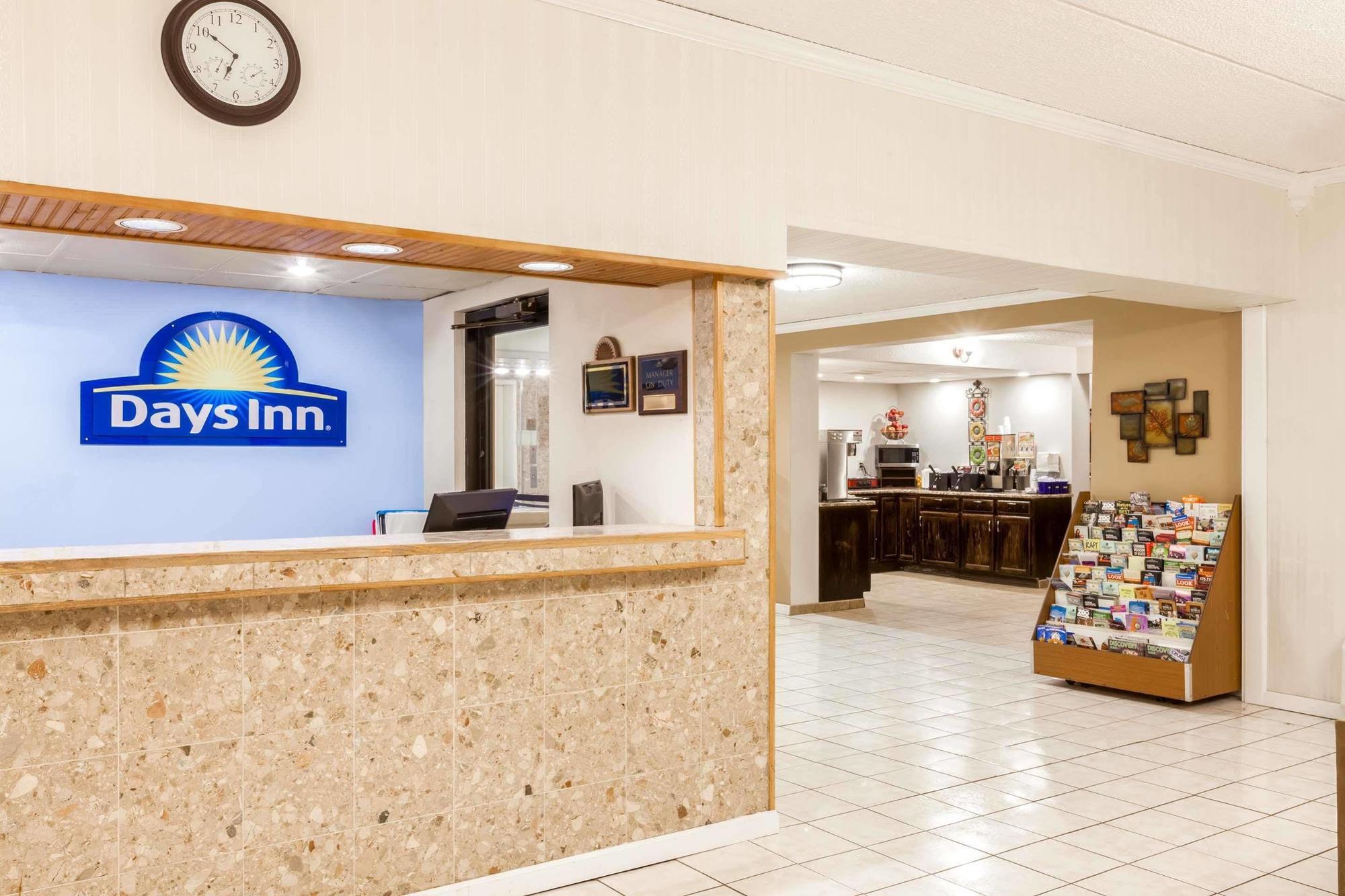 Days Inn Syracuse East Syracuse Exteriér fotografie