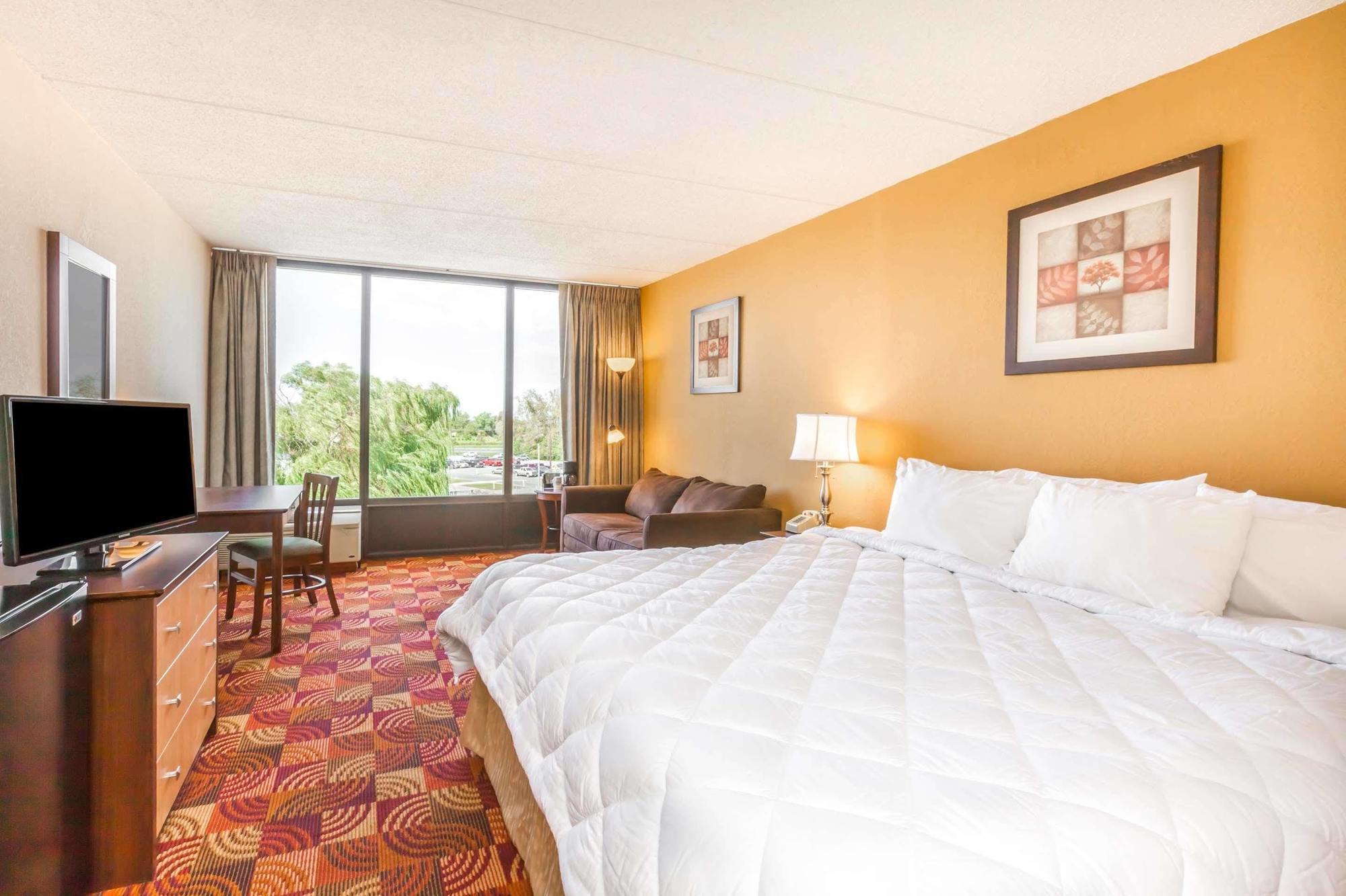 Days Inn Syracuse East Syracuse Exteriér fotografie