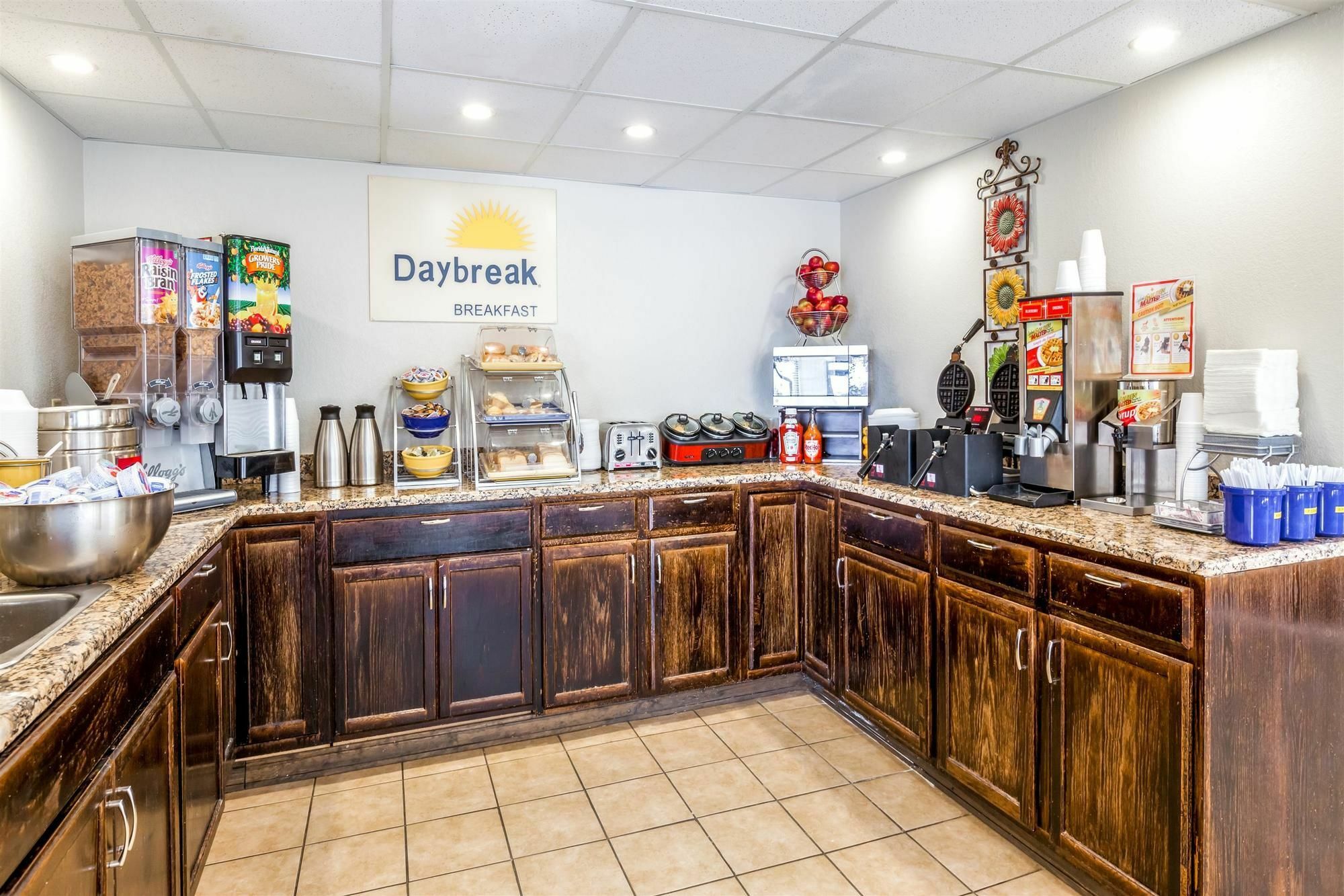 Days Inn Syracuse East Syracuse Exteriér fotografie
